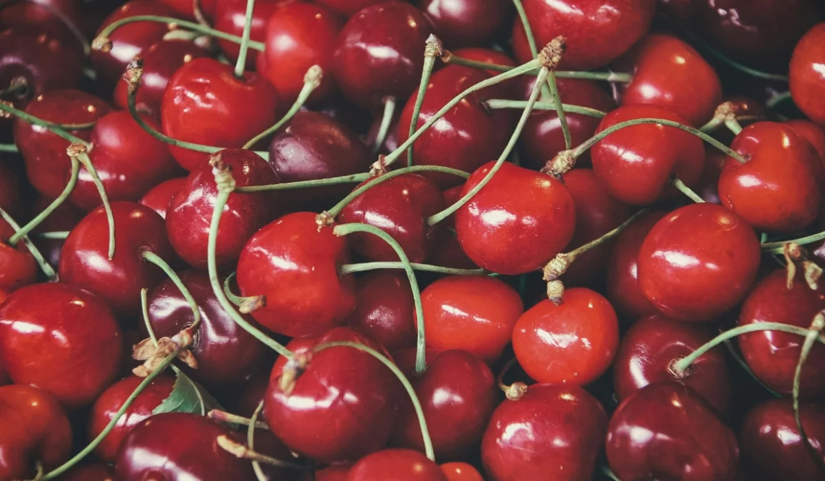 Fruits That Start with C